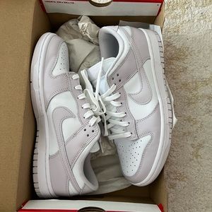 Nike Women's Sneakers White and Light Gray